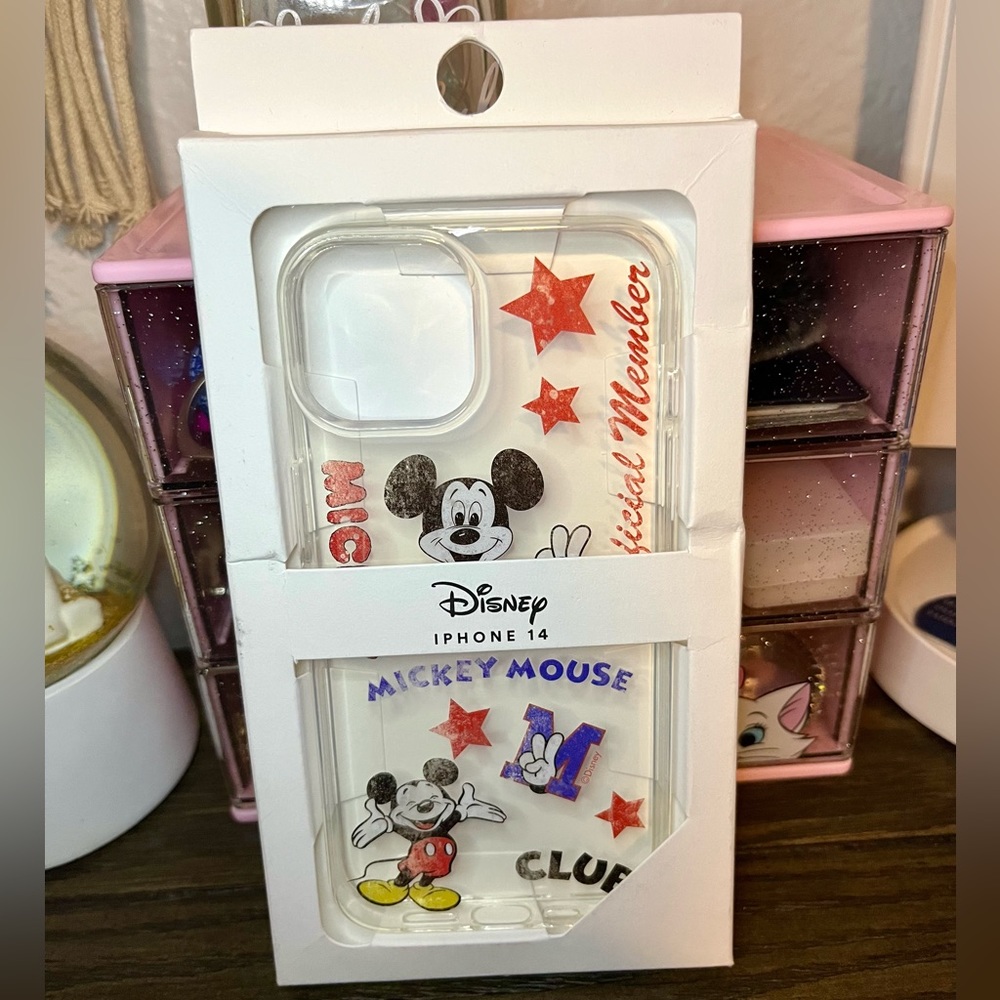 iPhone 14 / 13 new in box Disney Mickey Mouse case